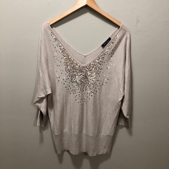 Sold {WHBM} Sequin Cashmere V Front & Back Sweater - Picture 2 of 9